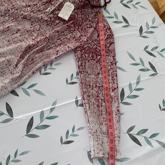 Maroon and Grey Hoddie - Picture 5 of 6